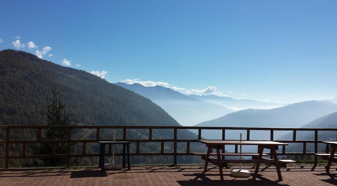 Belvedere Mountain Experience Hotel Monno Bagian luar foto
