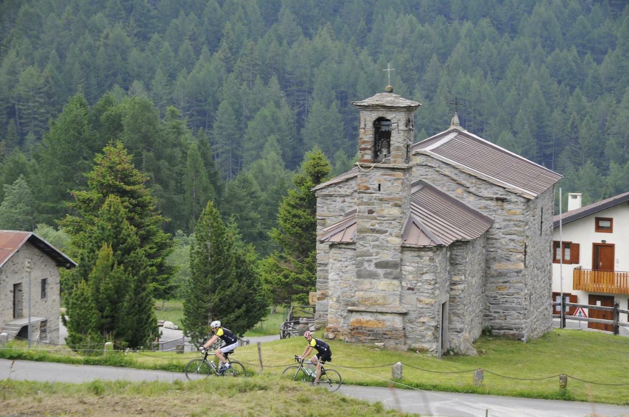 Belvedere Mountain Experience Hotel Monno Bagian luar foto