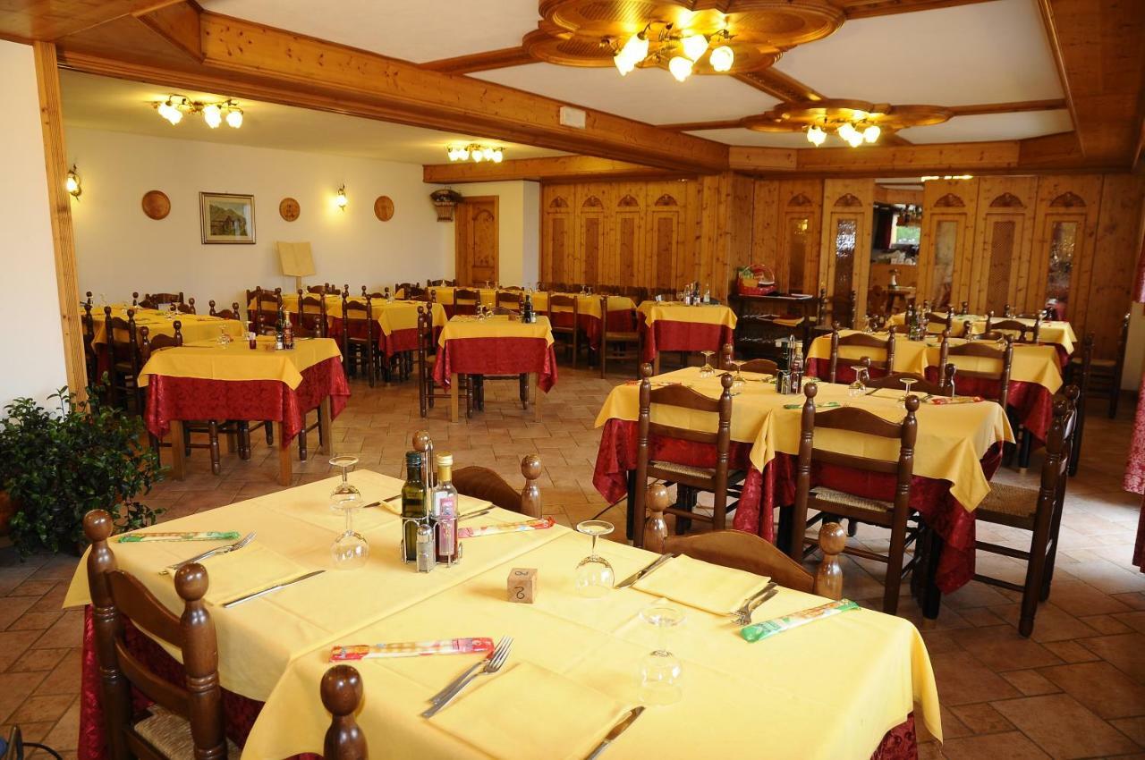 Belvedere Mountain Experience Hotel Monno Bagian luar foto